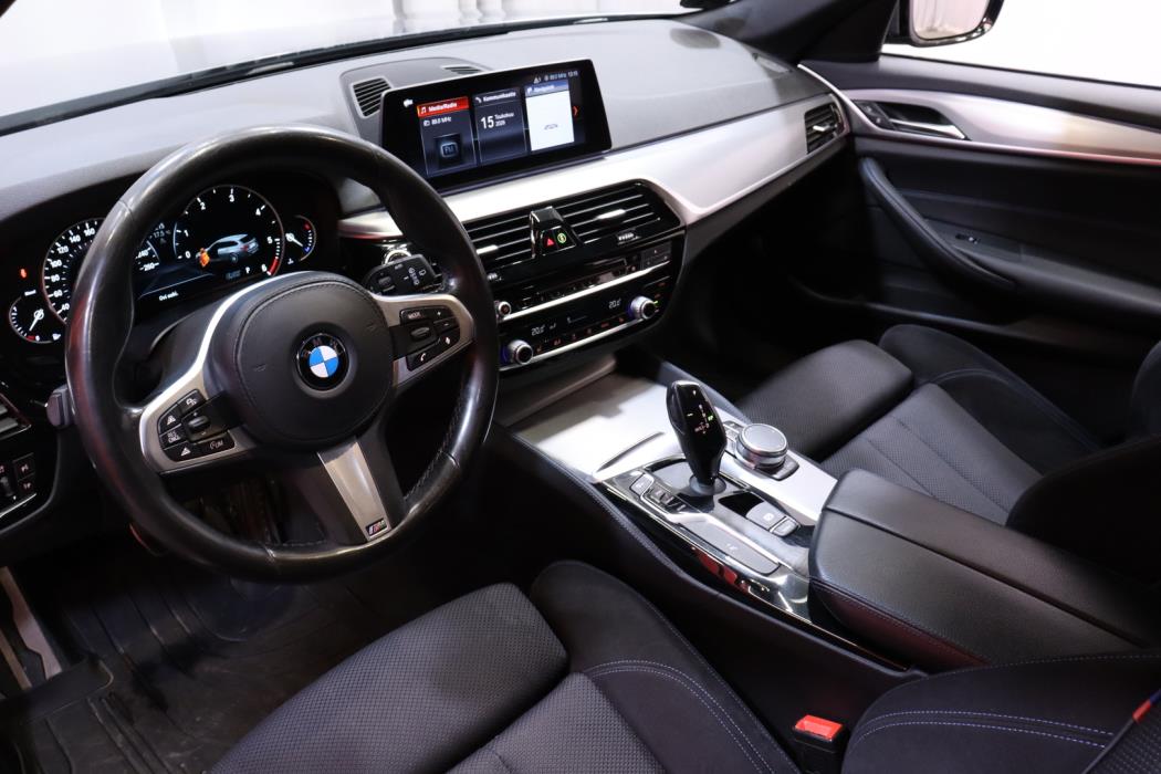 BMW 520 2019