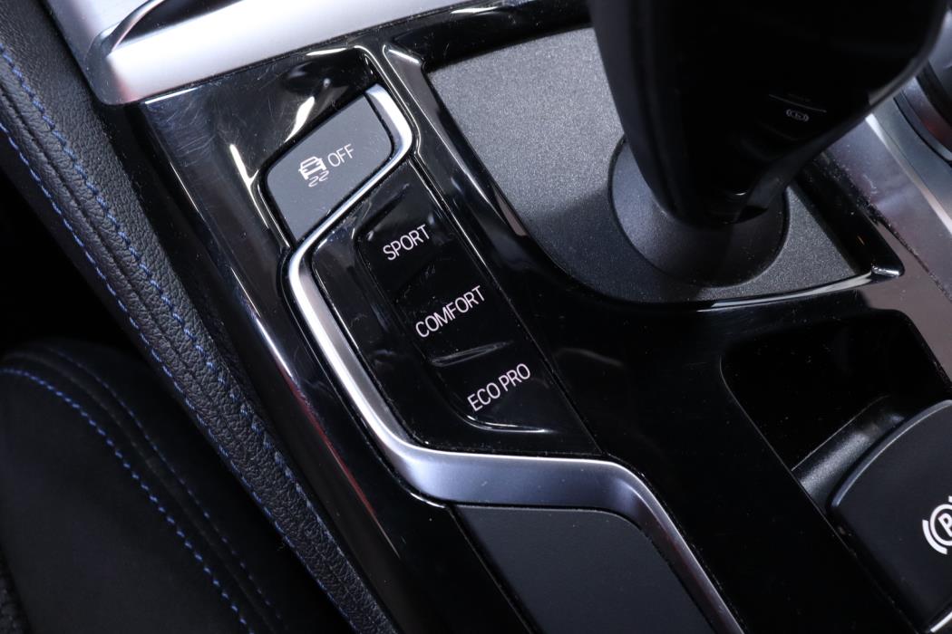 BMW 520 2019