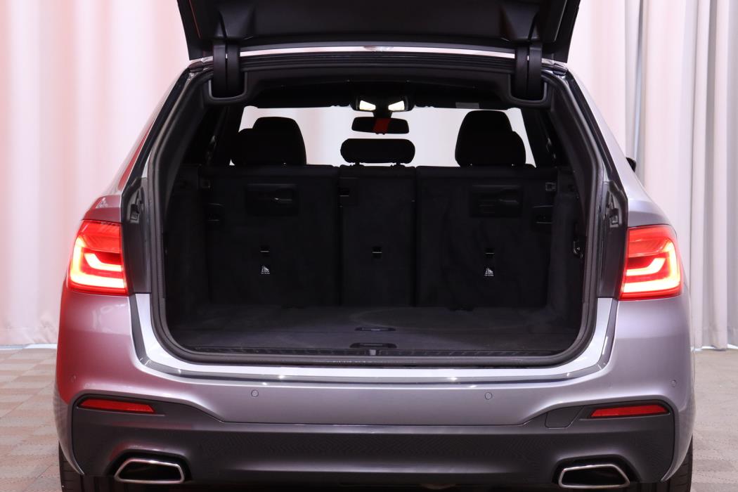 BMW 520 2019