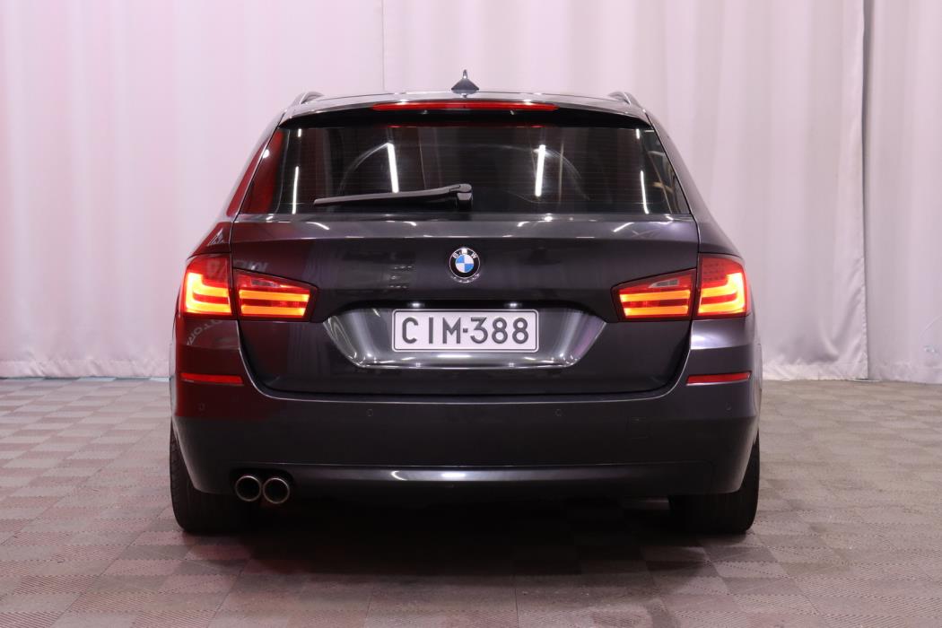 BMW 520 2012