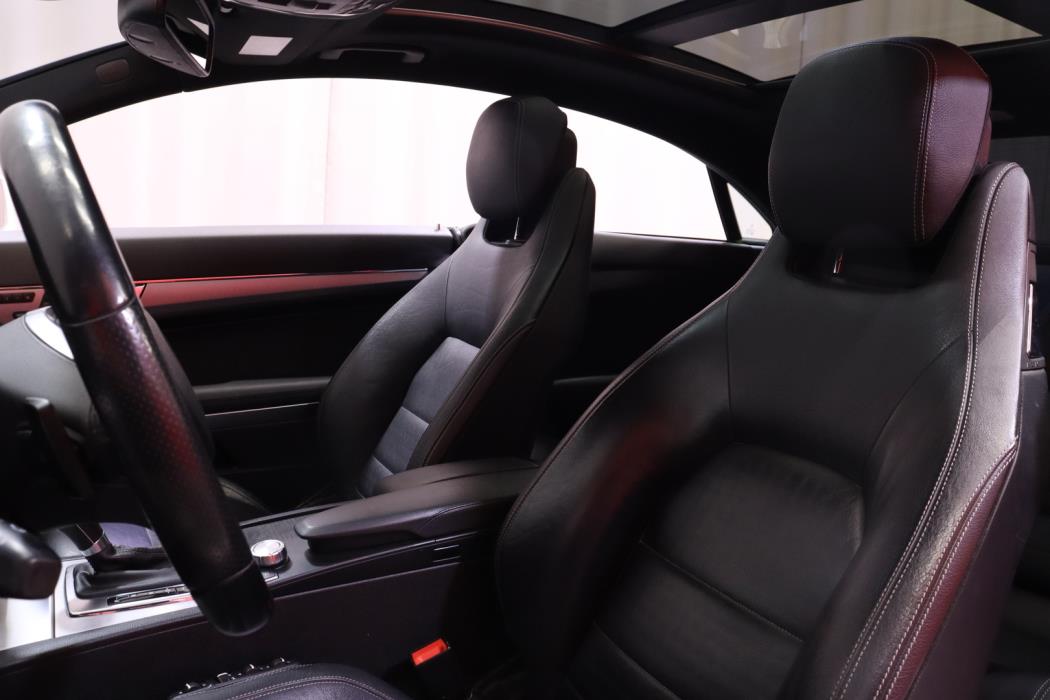 MERCEDES-BENZ E 2012