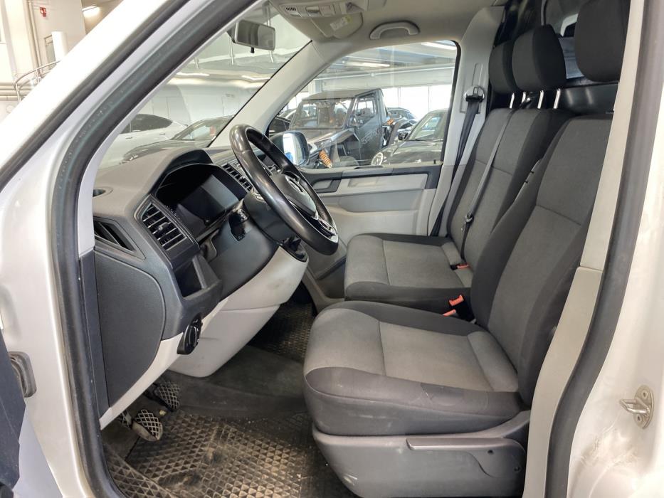VOLKSWAGEN Transporter 2016