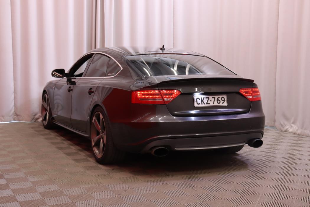 AUDI A5 2009