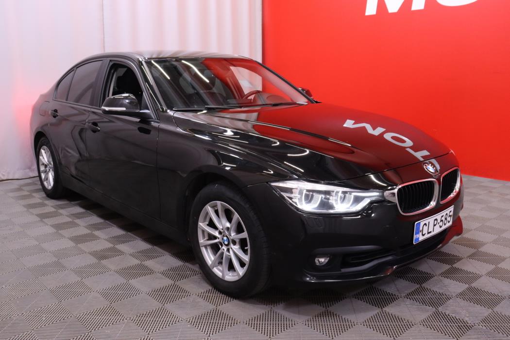 BMW 318 2018
