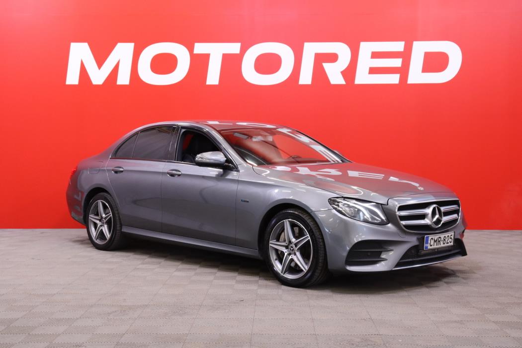 MERCEDES-BENZ E 2019