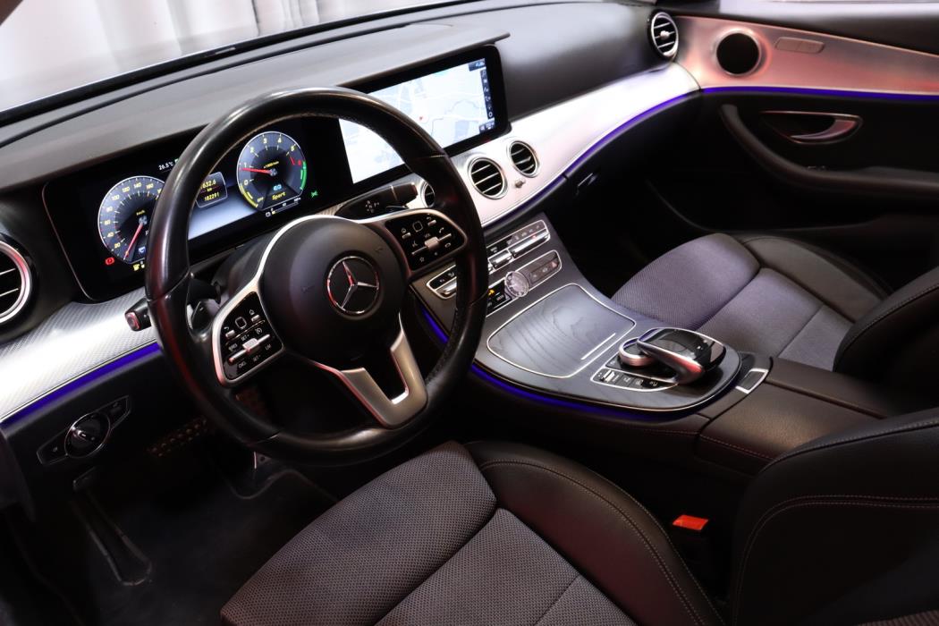 MERCEDES-BENZ E 2019