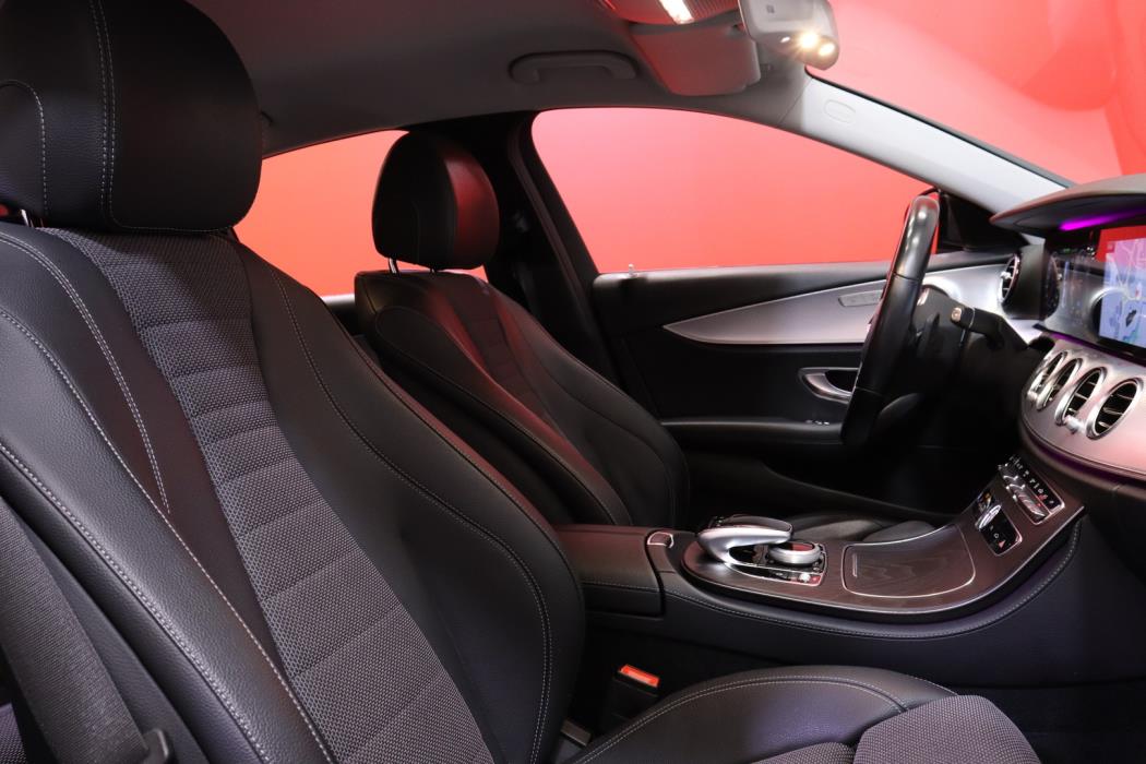 MERCEDES-BENZ E 2019