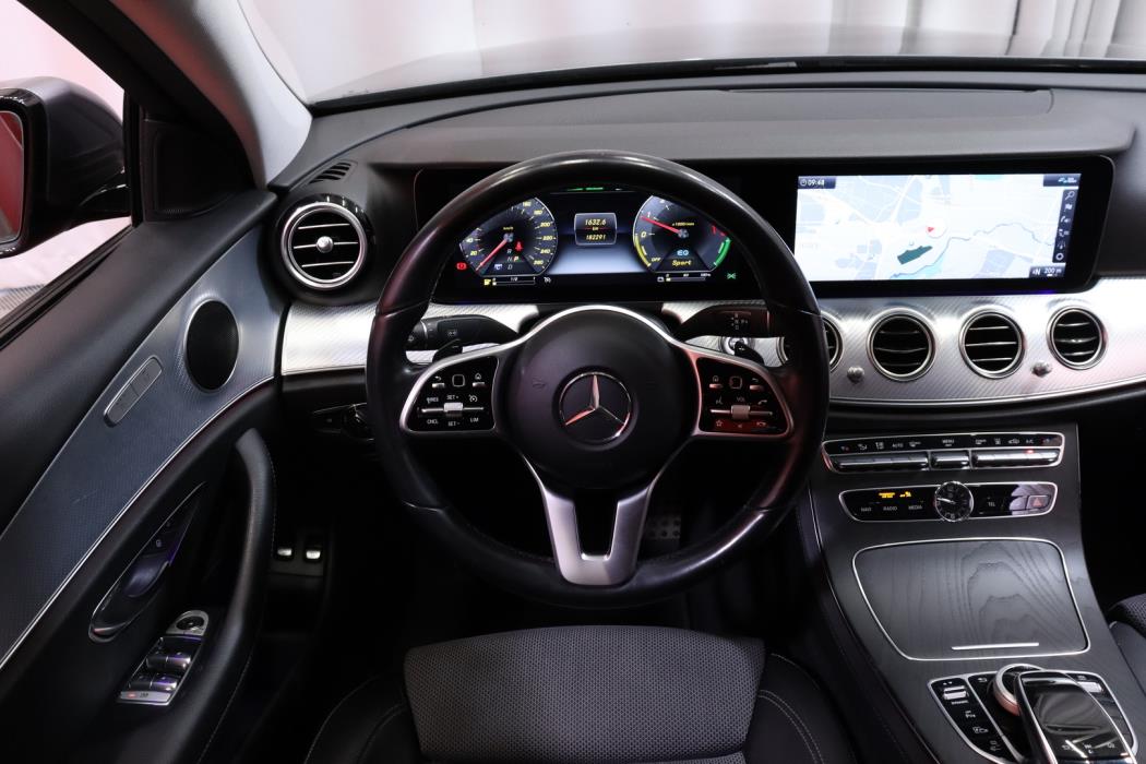 MERCEDES-BENZ E 2019