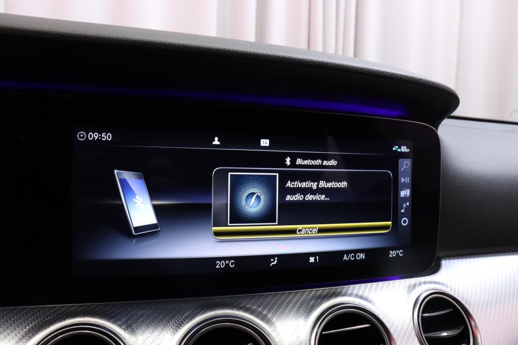 MERCEDES-BENZ E 2019
