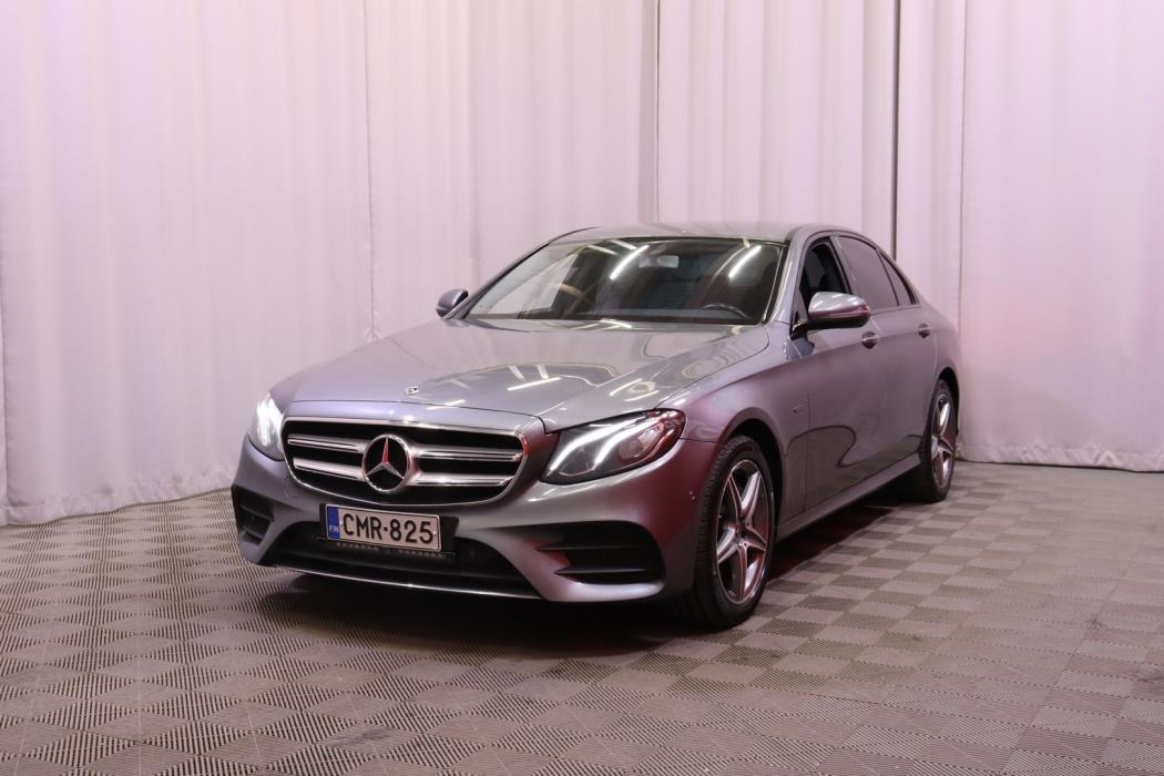 MERCEDES-BENZ E 2019