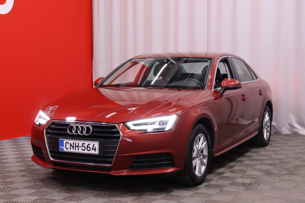 AUDI A4 2019