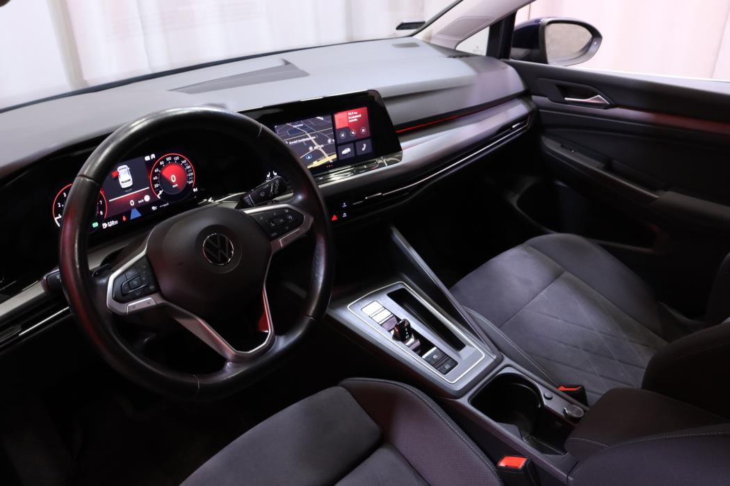 VOLKSWAGEN Golf 2020