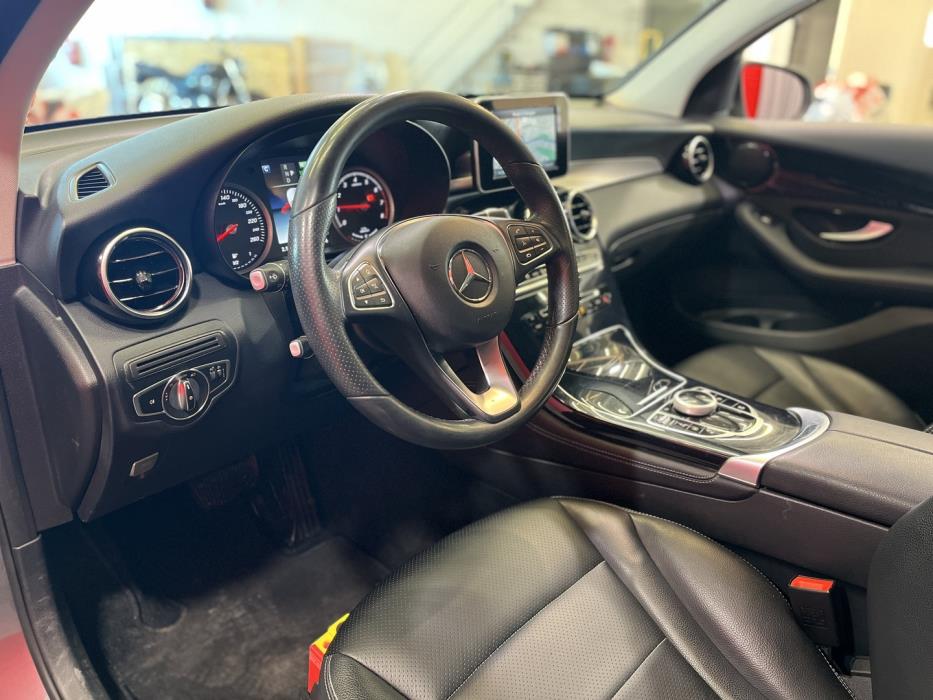 MERCEDES-BENZ GLC 2018