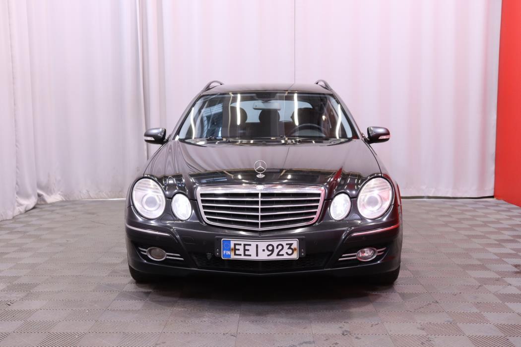 MERCEDES-BENZ E 2009