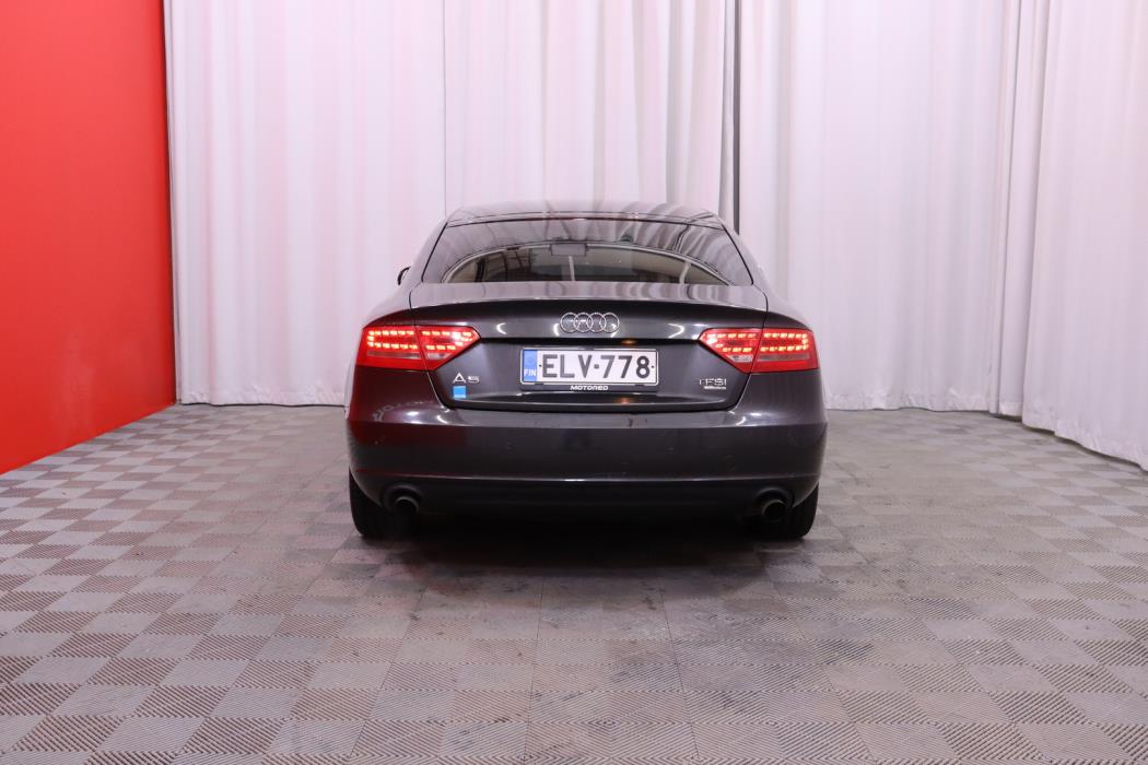 AUDI A5 2011