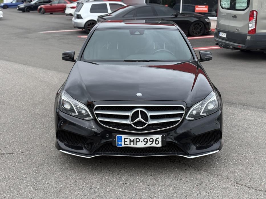 MERCEDES-BENZ E 2013