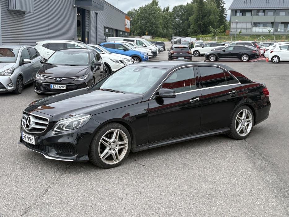 MERCEDES-BENZ E 2013