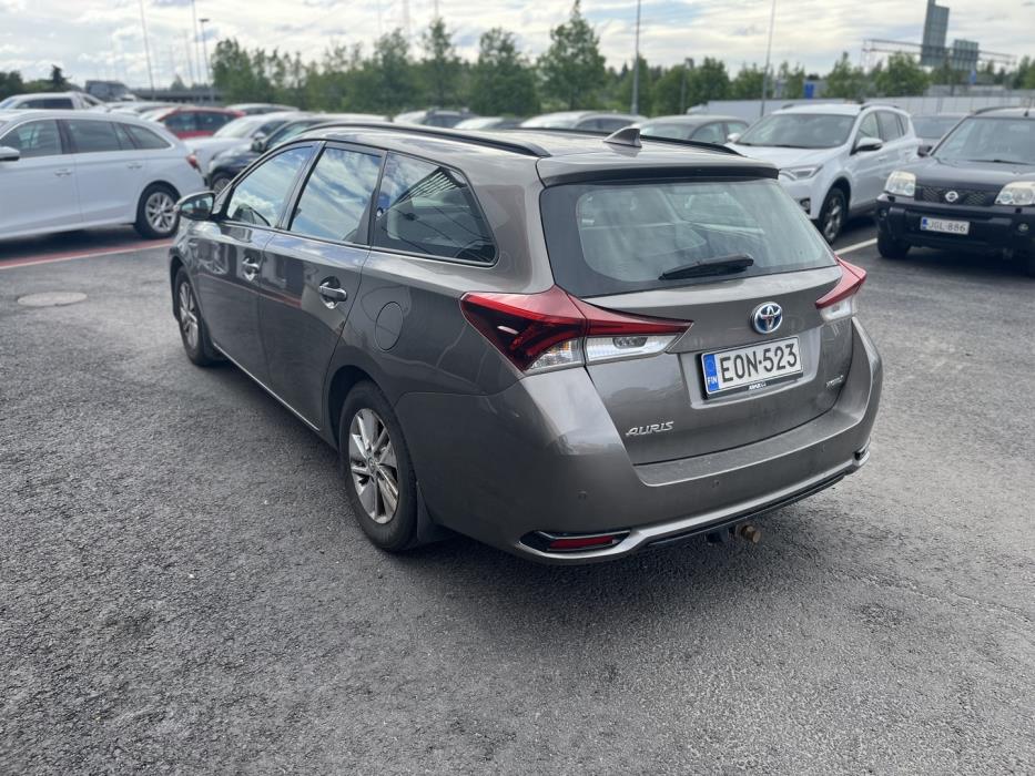 TOYOTA Auris 2017
