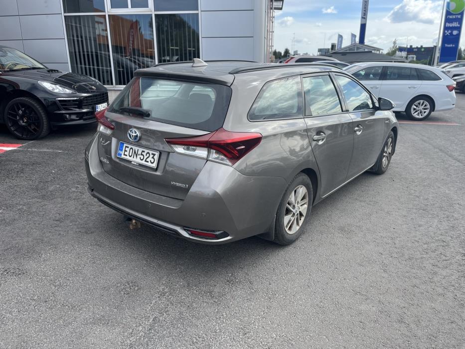 TOYOTA Auris 2017
