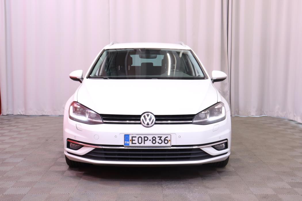VOLKSWAGEN Golf 2017