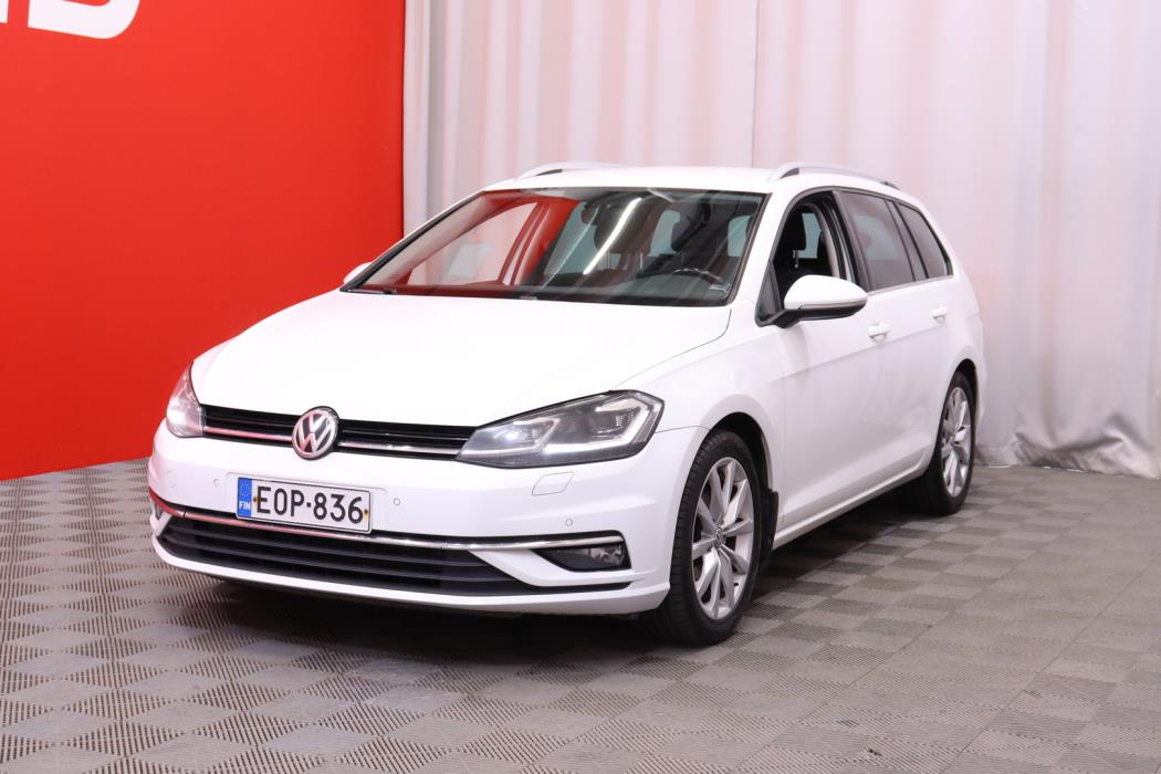VOLKSWAGEN Golf 2017