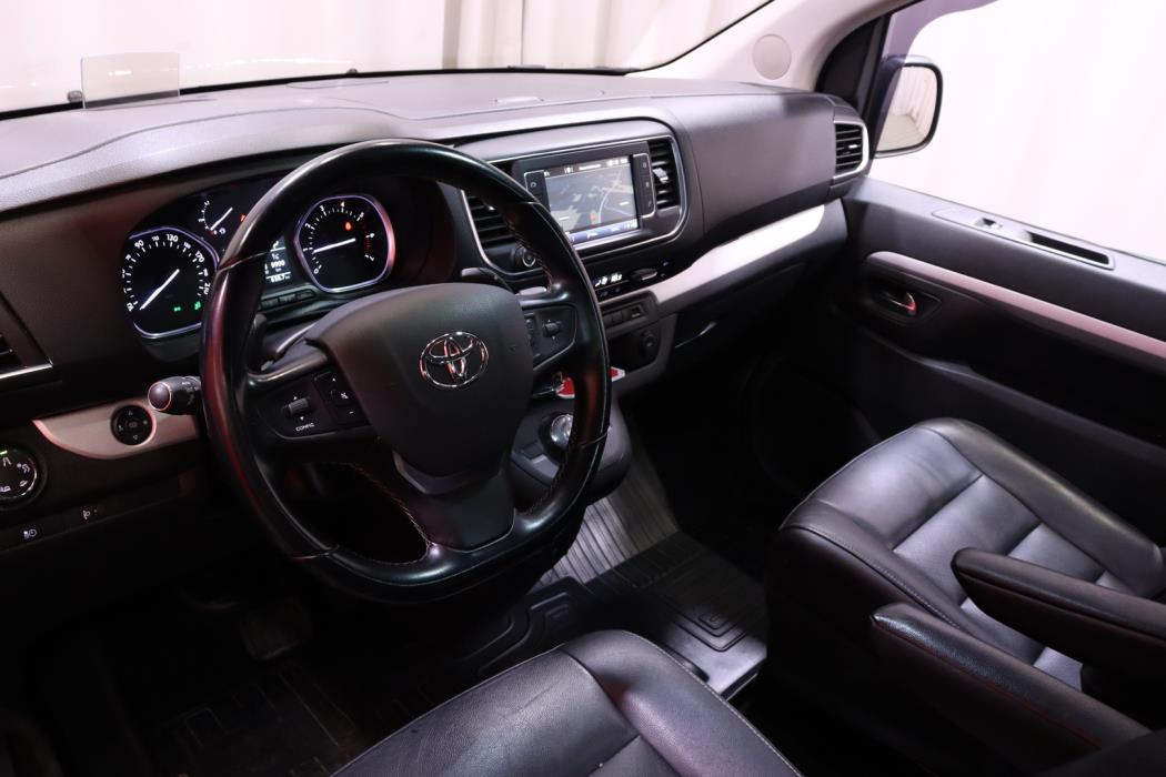 TOYOTA Proace Verso 2018