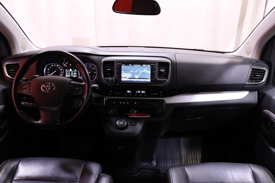 TOYOTA Proace Verso 2018