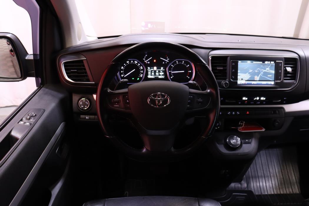 TOYOTA Proace Verso 2018