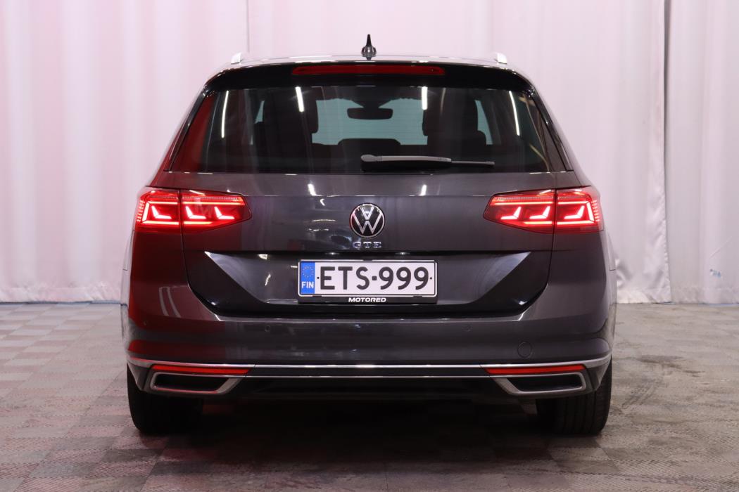 VOLKSWAGEN Passat 2021