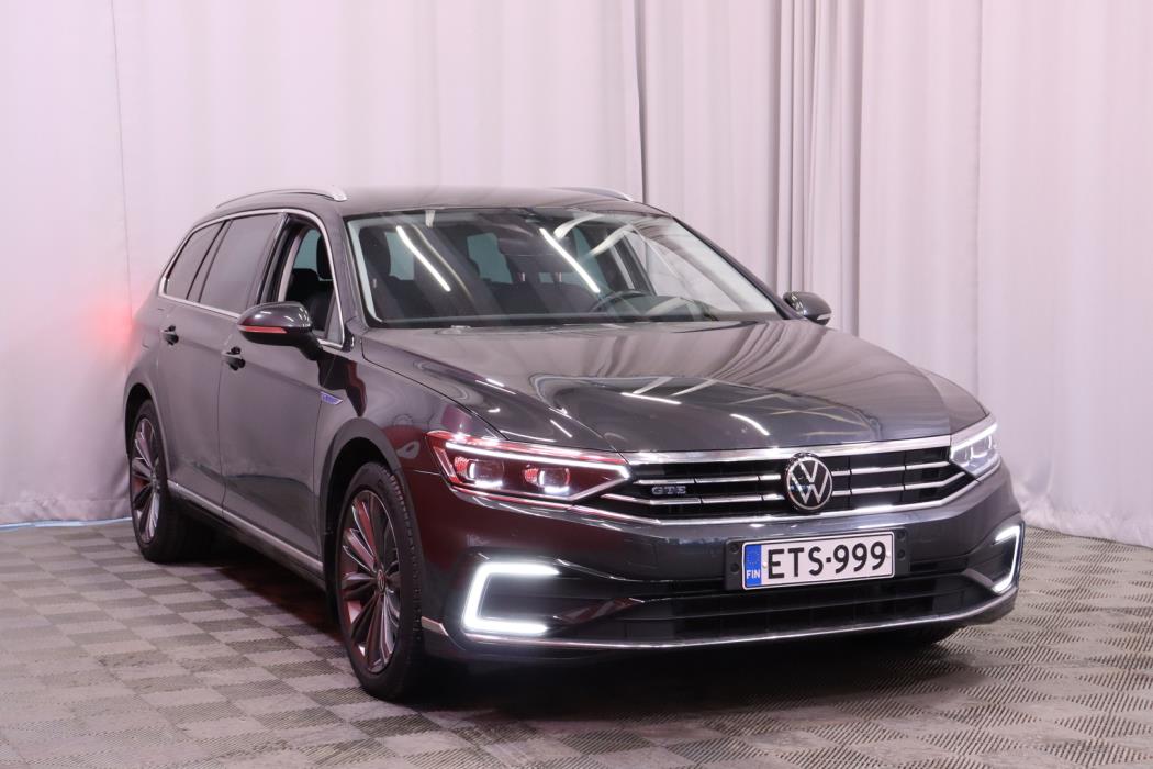VOLKSWAGEN Passat 2021