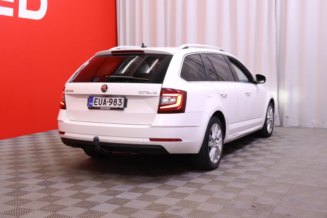 SKODA Octavia 2018