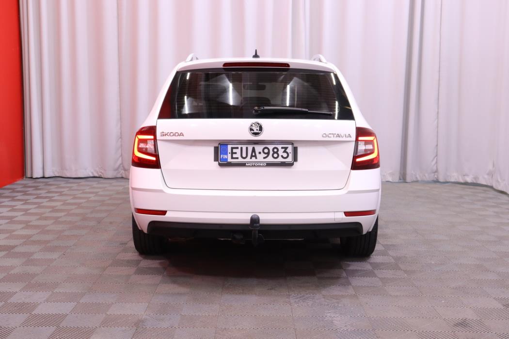 SKODA Octavia 2018