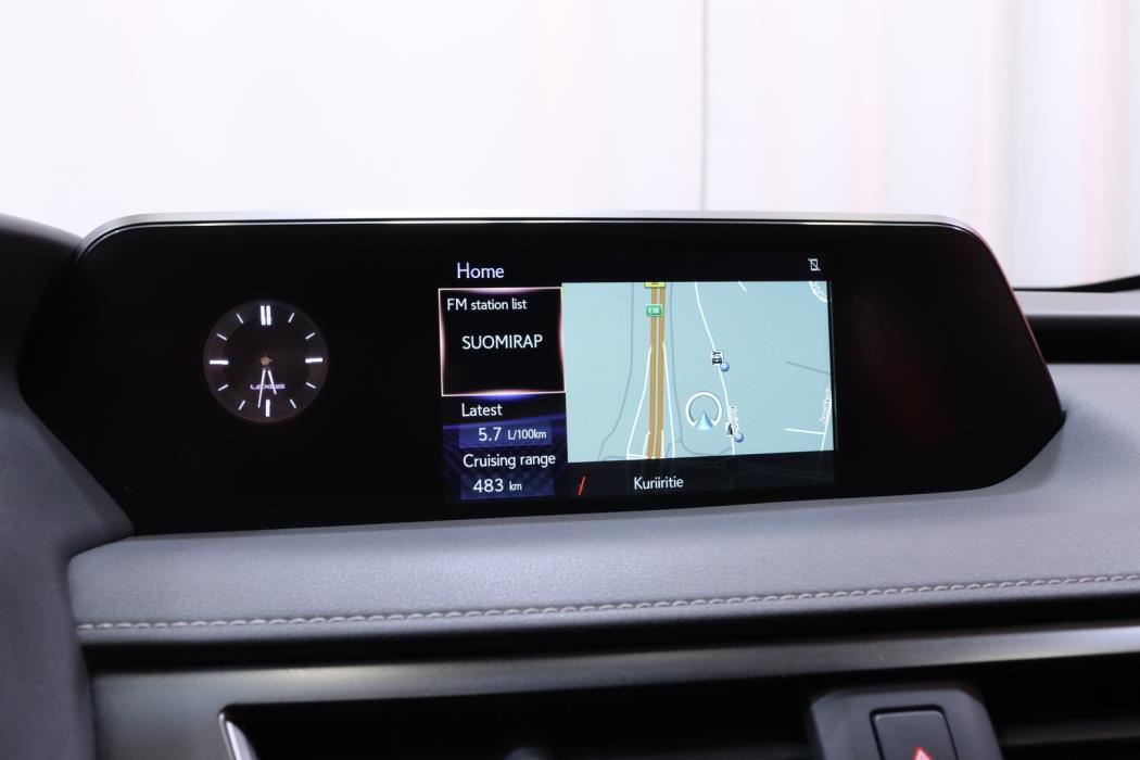 LEXUS UX 2022
