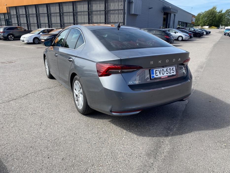 SKODA Octavia 2025