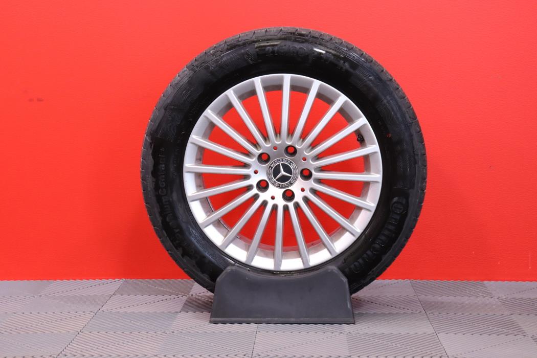 MERCEDES-BENZ GLA 2019