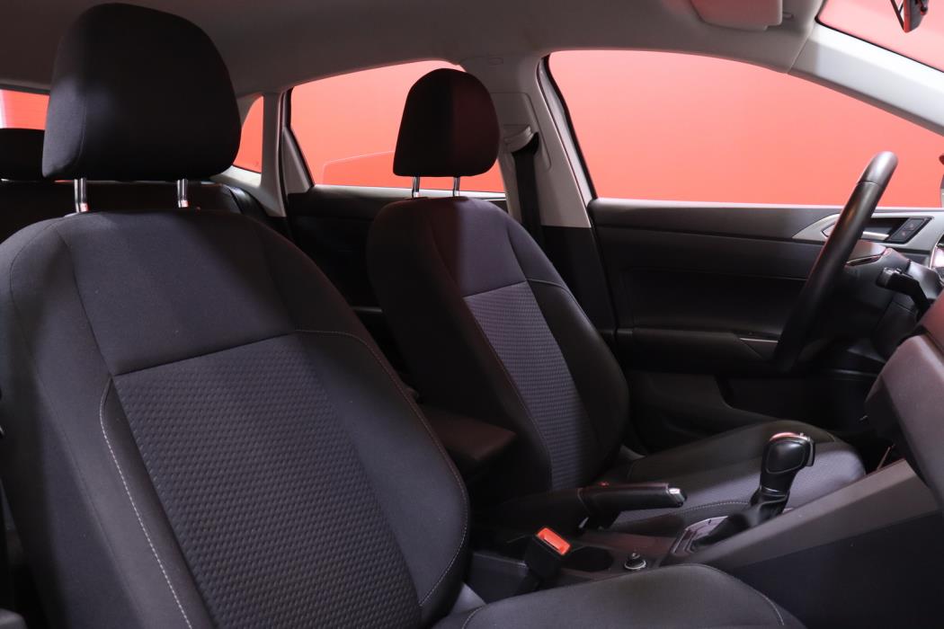 VOLKSWAGEN Polo 2019