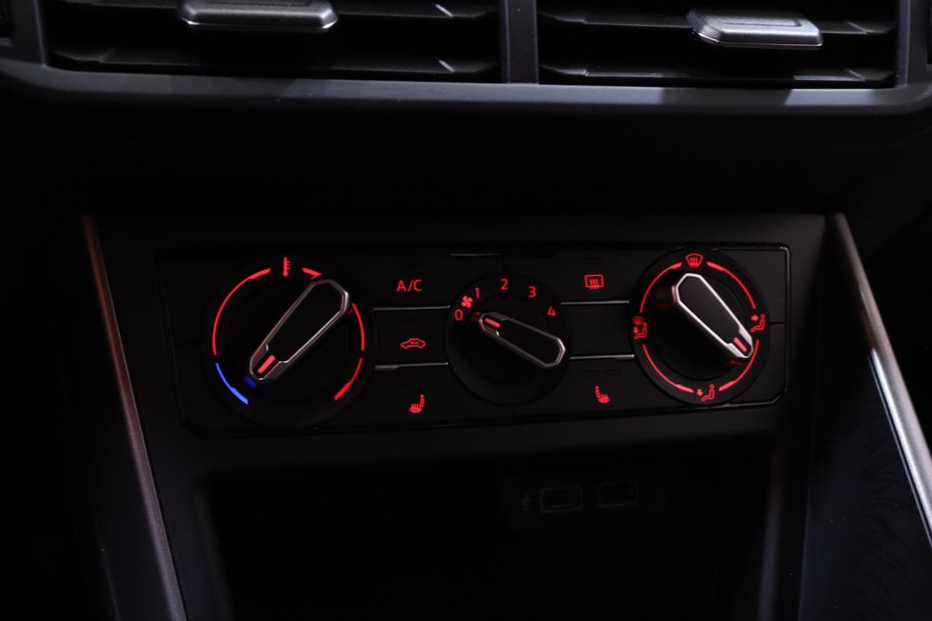 VOLKSWAGEN Polo 2019