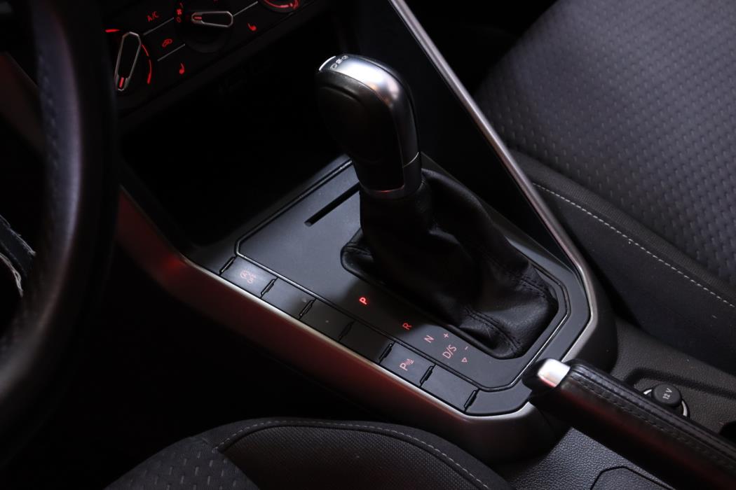 VOLKSWAGEN Polo 2019