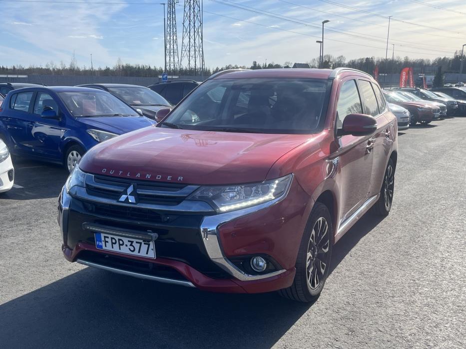 MITSUBISHI Outlander PHEV 2017