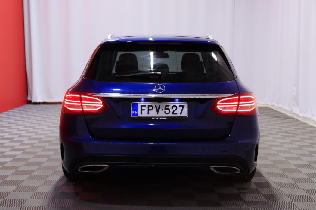 MERCEDES-BENZ C 2016