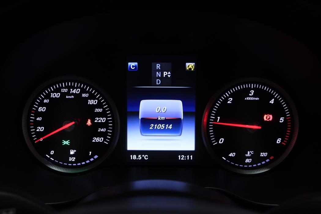 MERCEDES-BENZ C 2016