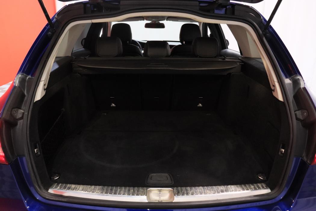 MERCEDES-BENZ C 2016