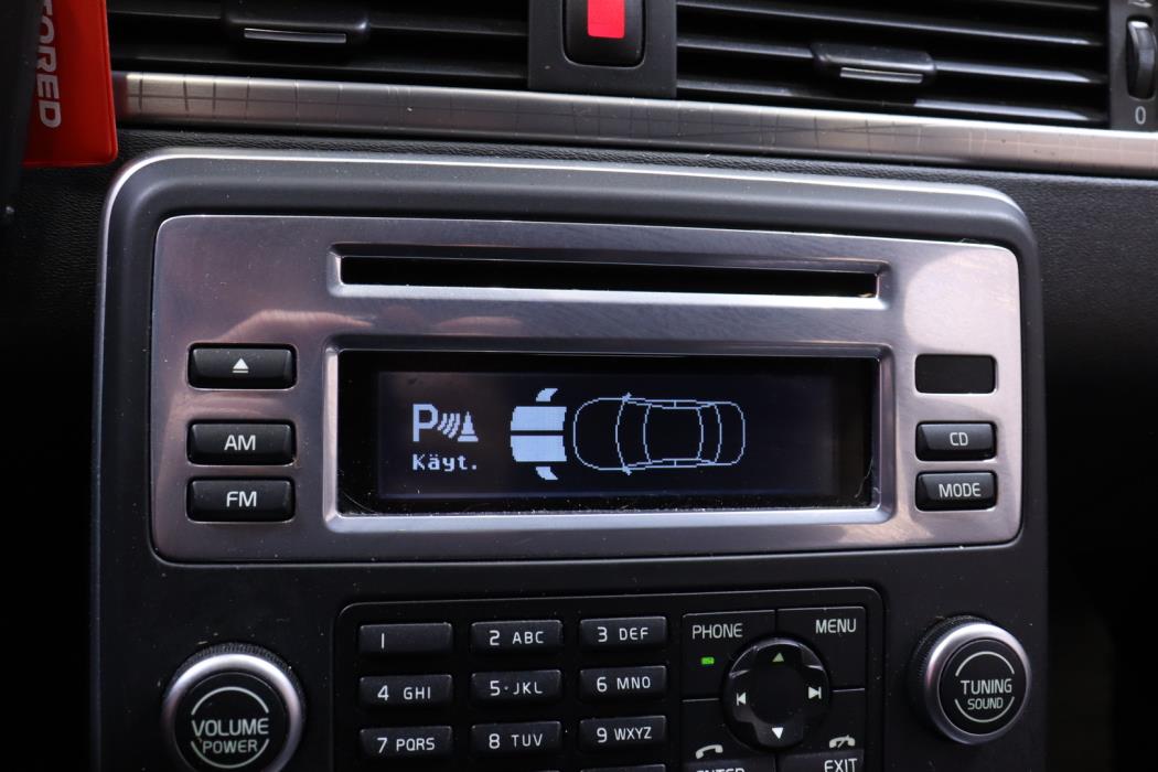 VOLVO XC70 2011