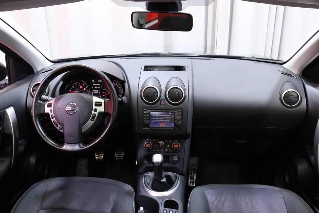 NISSAN Qashqai+2 2012