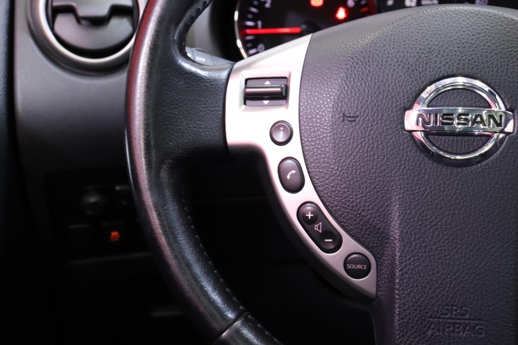 NISSAN Qashqai+2 2012