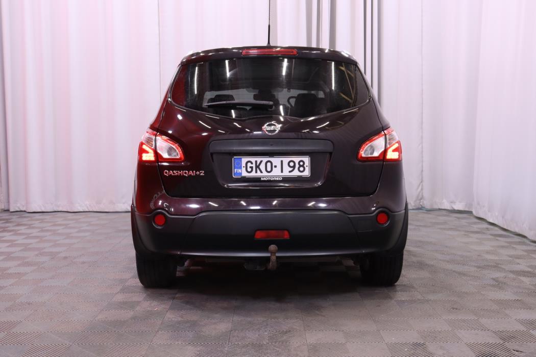 NISSAN Qashqai+2 2012