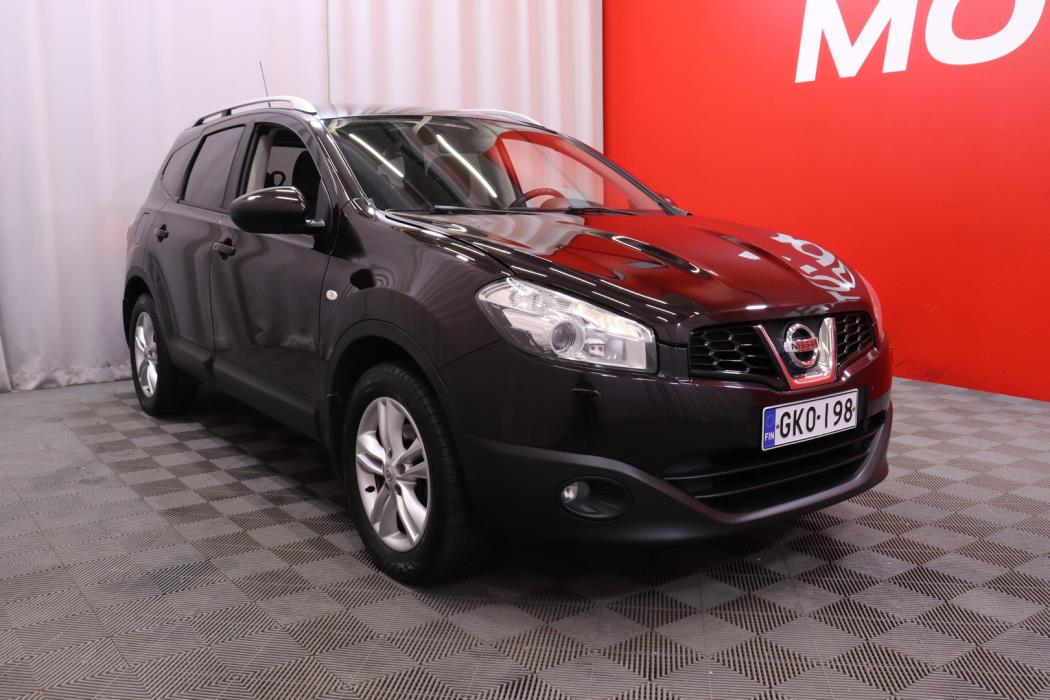 NISSAN Qashqai+2 2012