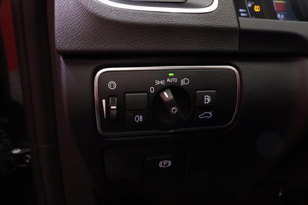VOLVO V60 Cross Country 2016