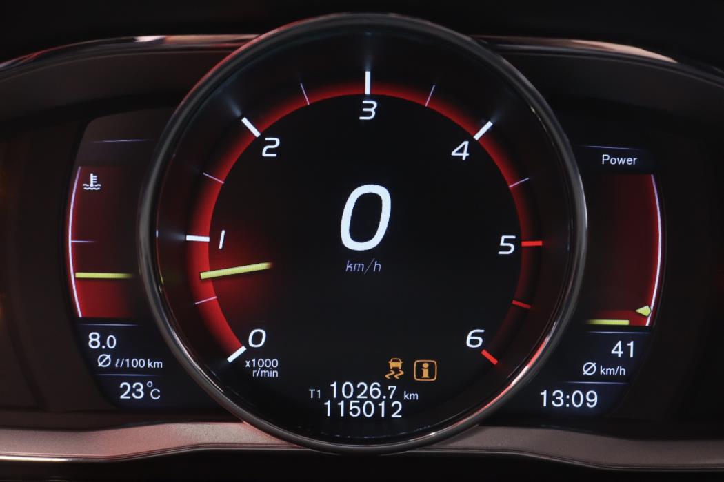 VOLVO V60 Cross Country 2016