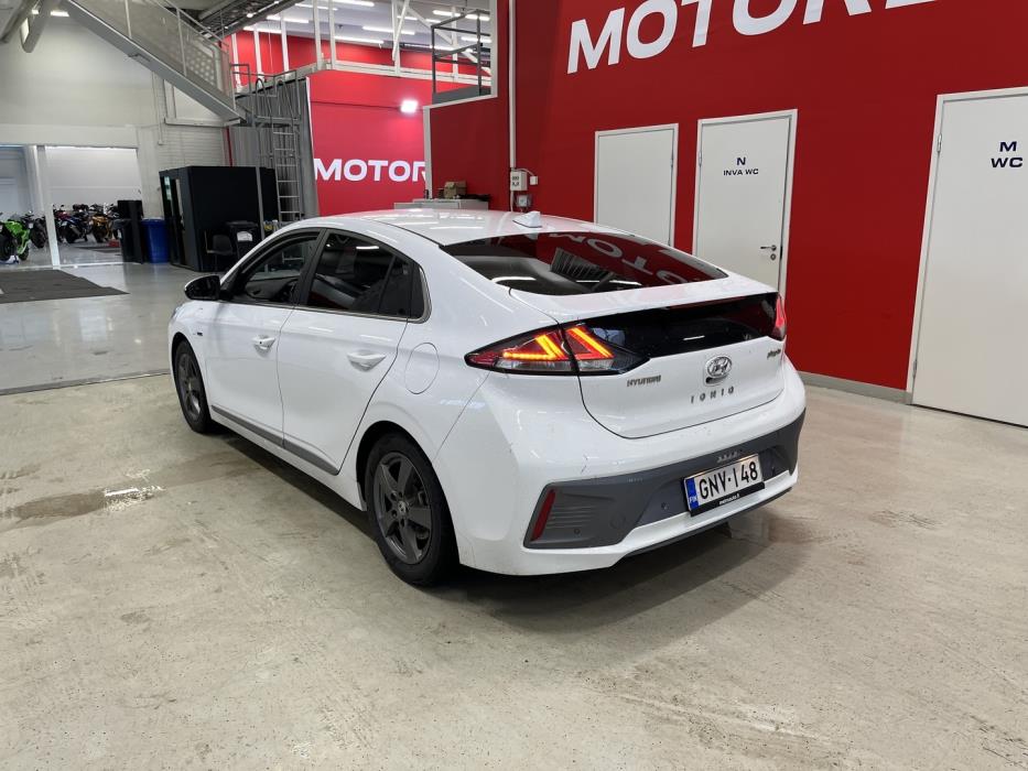 HYUNDAI IONIQ plug-in 2021